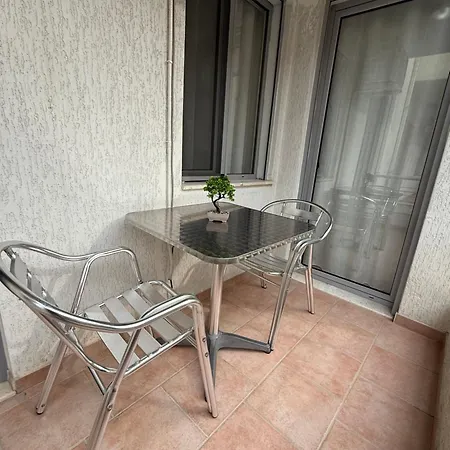 Rusi Apartament Durres Exterior photo